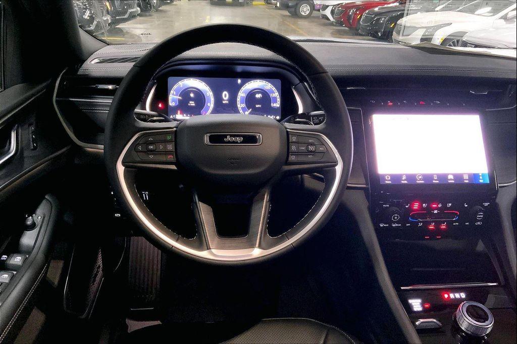 new 2025 Jeep Grand Cherokee L car, priced at $55,712