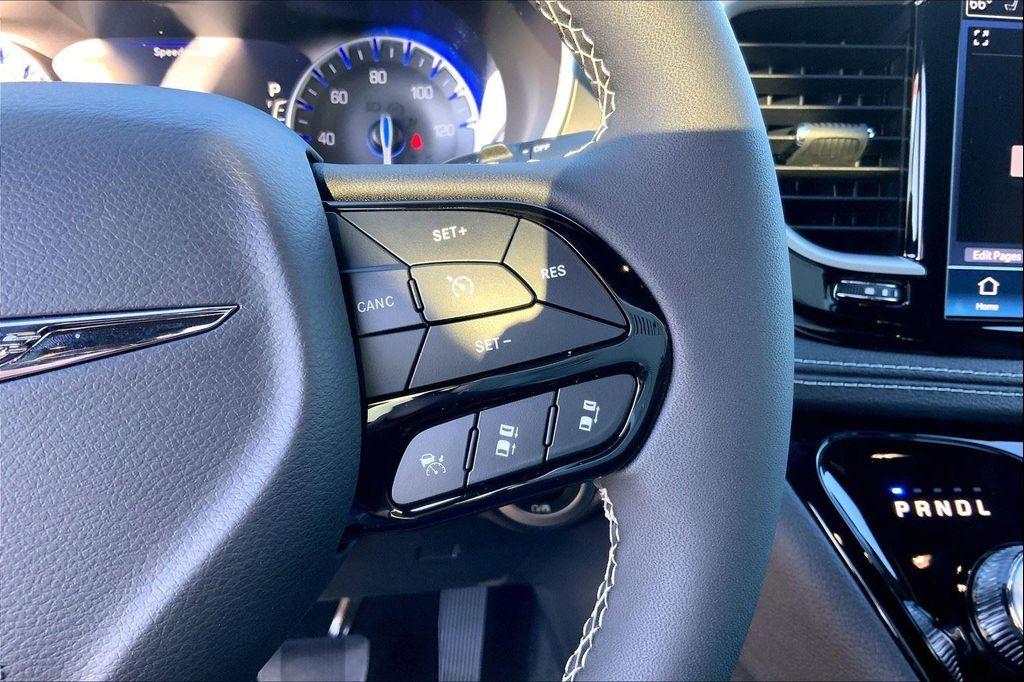 new 2026 Chrysler Pacifica car, priced at $42,894