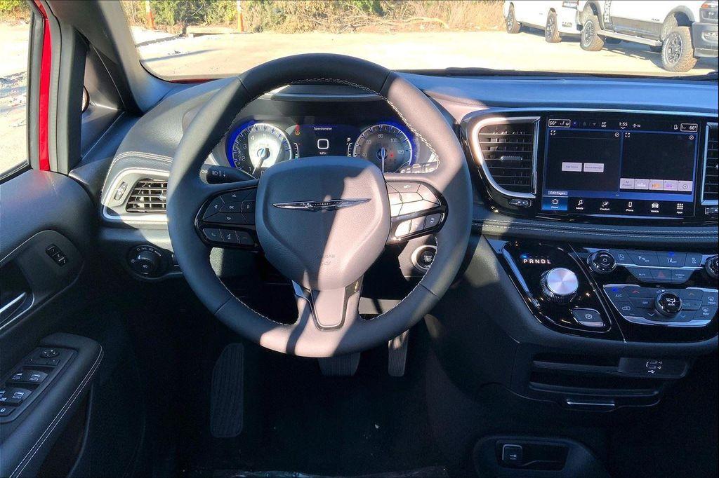 new 2026 Chrysler Pacifica car, priced at $42,894