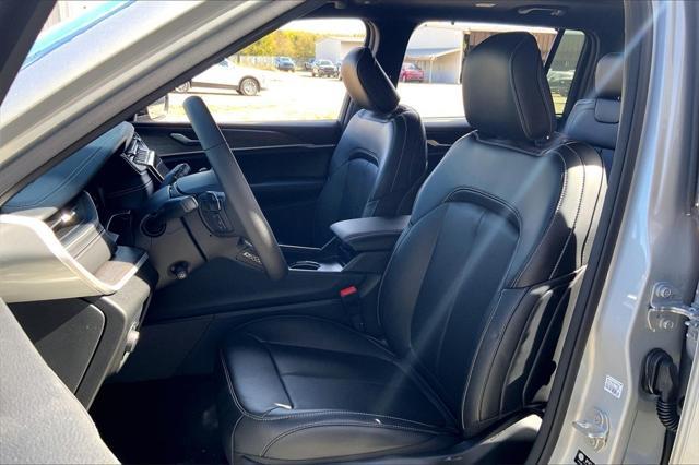 new 2024 Jeep Grand Cherokee L car, priced at $66,216