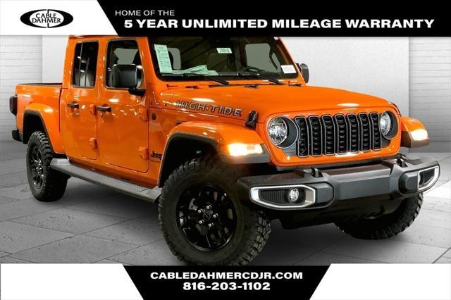 new 2025 Jeep Gladiator car, priced at $44,437