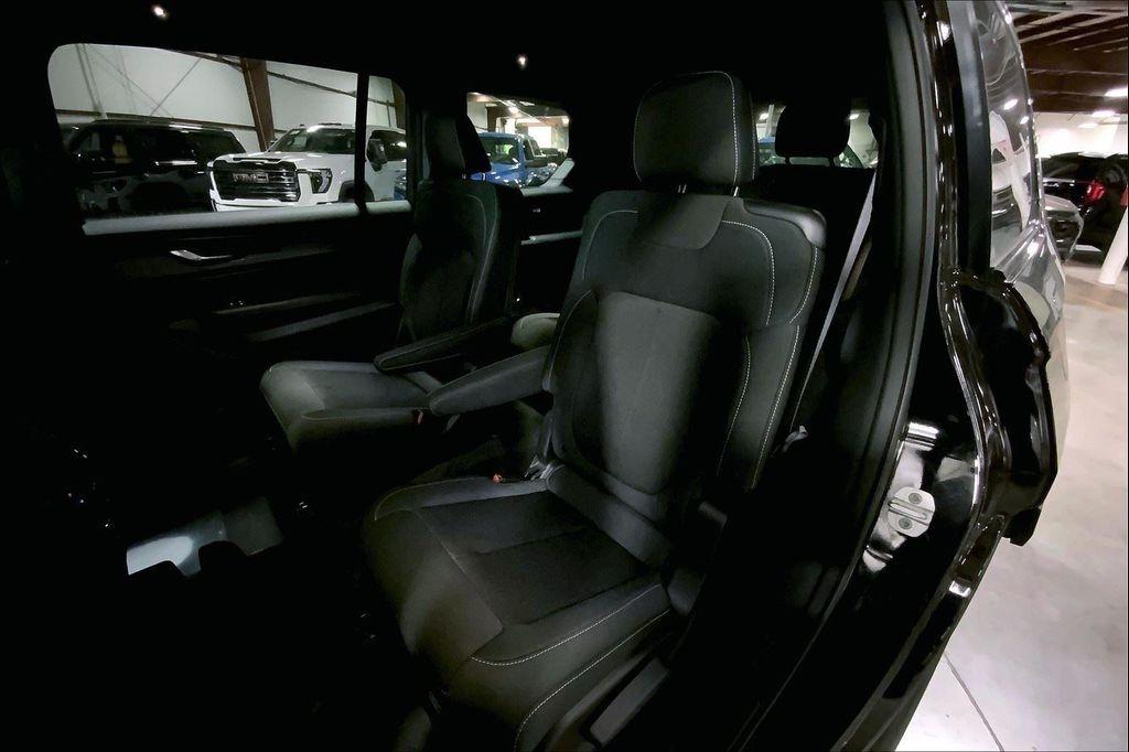 new 2025 Jeep Grand Cherokee L car, priced at $33,141