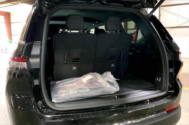 new 2025 Jeep Grand Cherokee L car, priced at $44,010