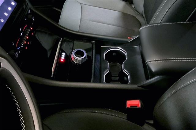 new 2025 Jeep Grand Cherokee L car, priced at $44,010