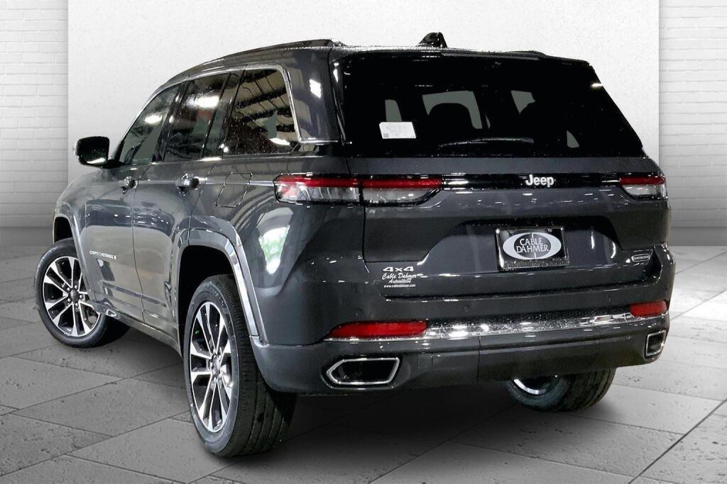 new 2025 Jeep Grand Cherokee car, priced at $63,272