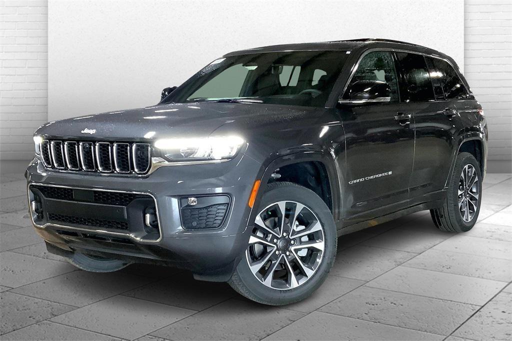 new 2025 Jeep Grand Cherokee car, priced at $60,008