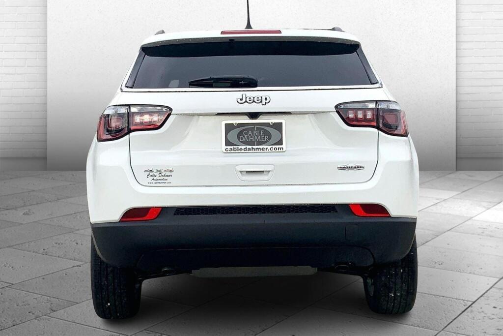 new 2025 Jeep Compass car, priced at $32,429