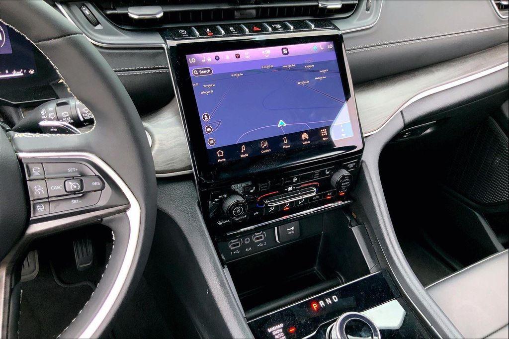 new 2025 Jeep Grand Cherokee L car, priced at $58,160