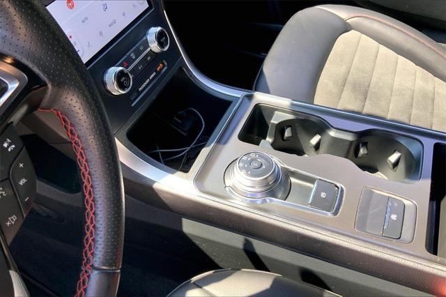 used 2024 Ford Edge car, priced at $33,900