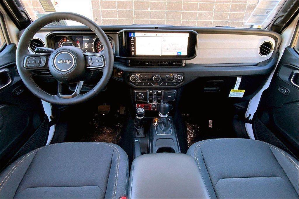 new 2025 Jeep Wrangler car, priced at $44,234