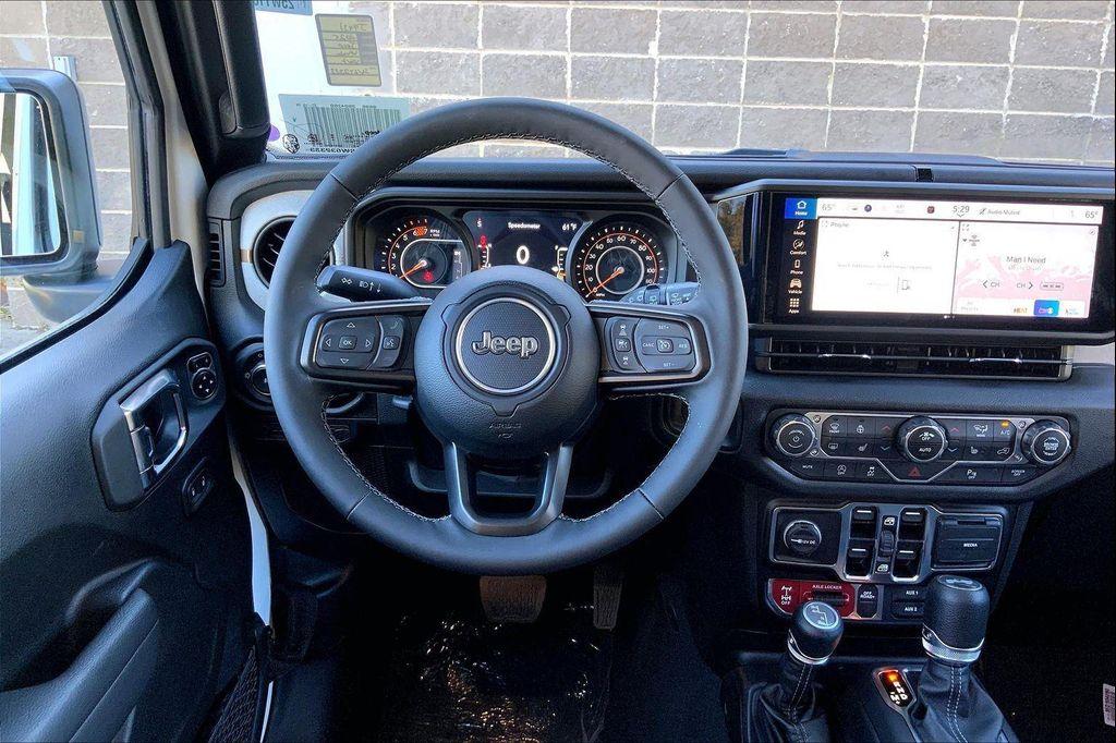 new 2025 Jeep Wrangler car, priced at $44,234