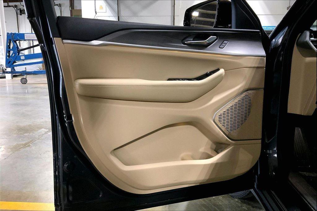 new 2025 Jeep Grand Cherokee car, priced at $46,795