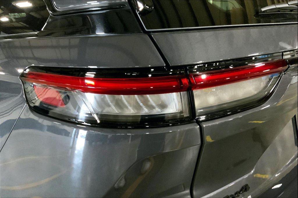 new 2025 Jeep Grand Cherokee car, priced at $46,795