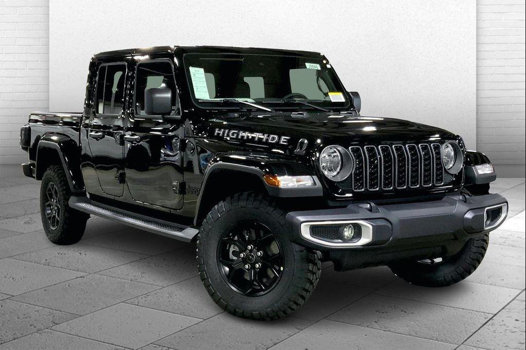 new 2025 Jeep Gladiator car, priced at $46,355