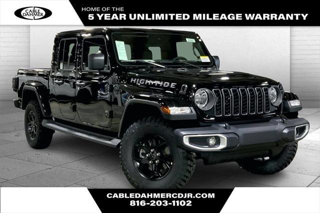 new 2025 Jeep Gladiator car, priced at $51,665