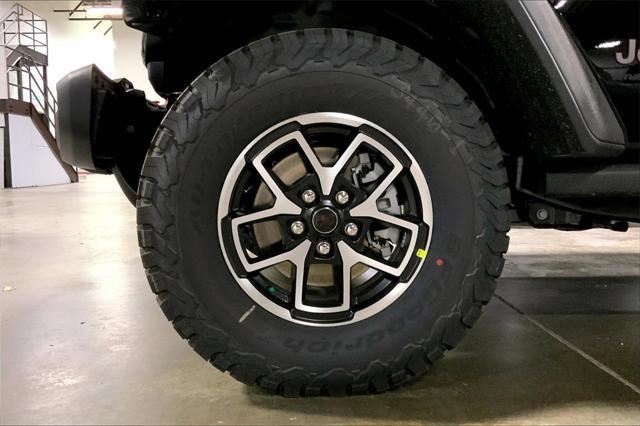 new 2025 Jeep Wrangler car, priced at $59,316