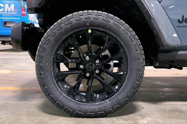new 2025 Jeep Gladiator car, priced at $39,826