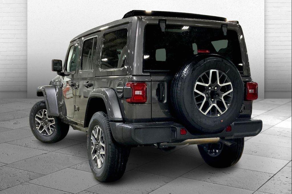 new 2025 Jeep Wrangler car, priced at $46,403