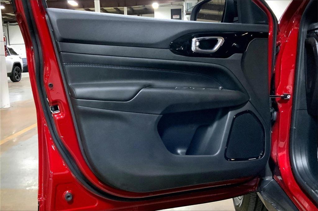 new 2025 Jeep Compass car, priced at $35,735