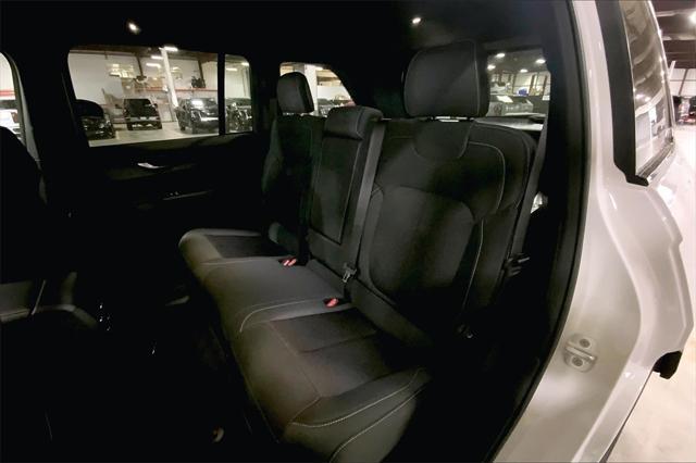 new 2025 Jeep Grand Cherokee car, priced at $38,535