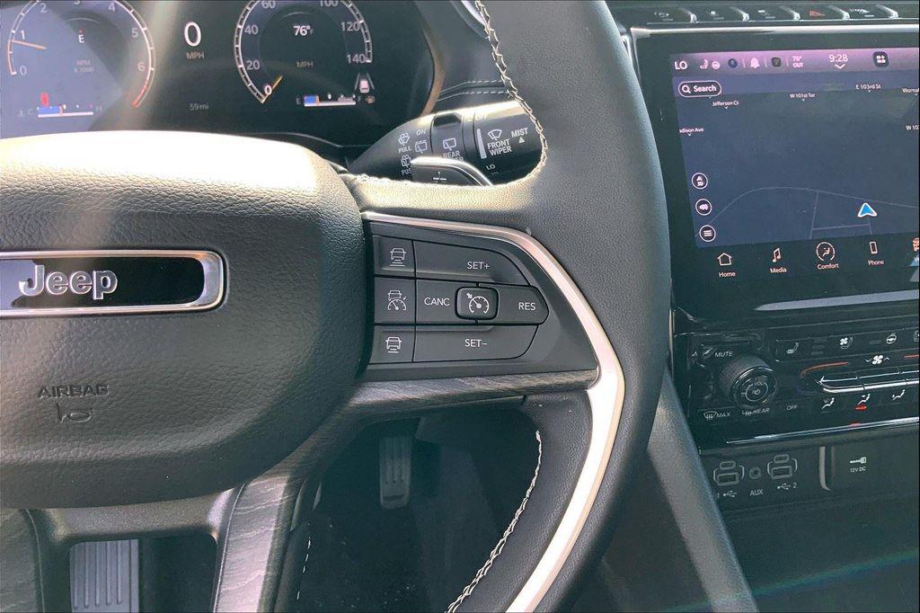 new 2025 Jeep Grand Cherokee car, priced at $45,929