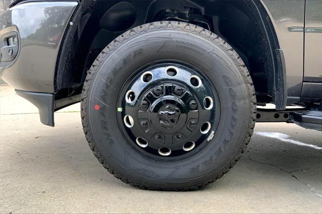new 2025 Ram 3500 car, priced at $95,920