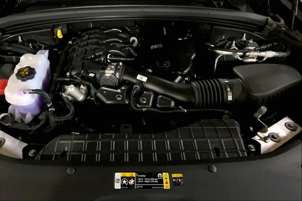 new 2025 Jeep Grand Cherokee car, priced at $45,929