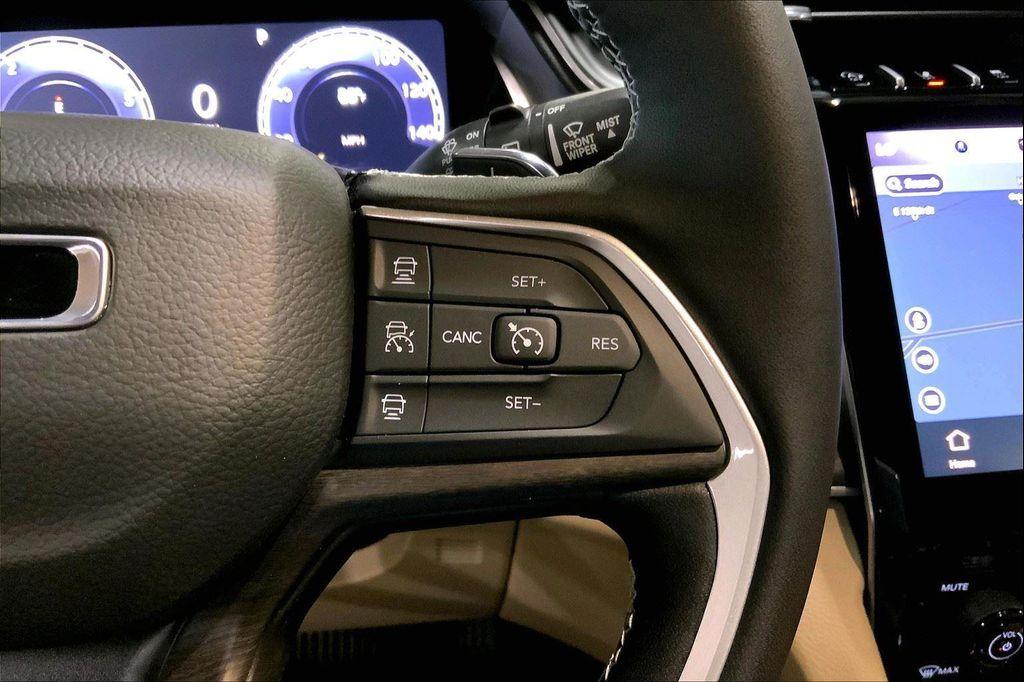 new 2025 Jeep Grand Cherokee car, priced at $45,929