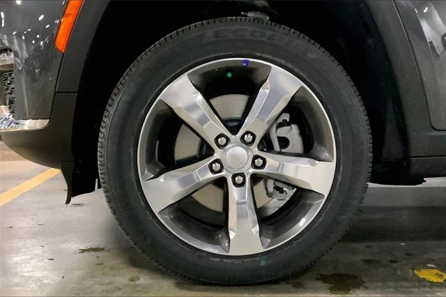 new 2025 Jeep Grand Cherokee L car, priced at $52,121
