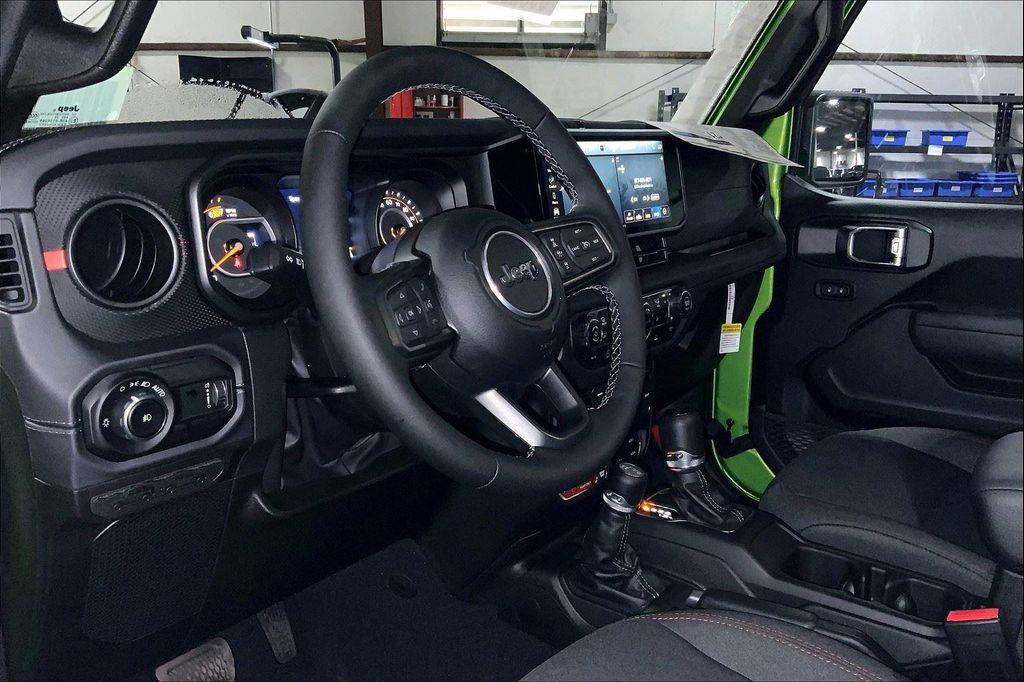 new 2025 Jeep Wrangler car, priced at $45,255