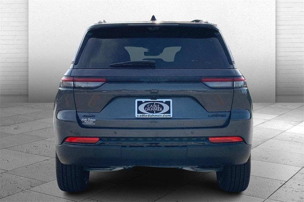 new 2025 Jeep Grand Cherokee car, priced at $60,215