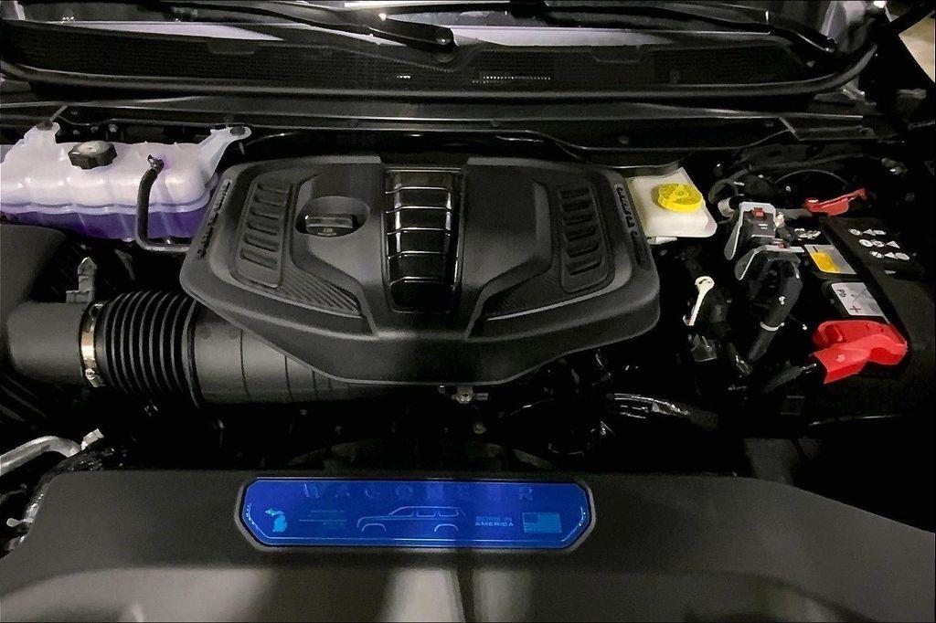 new 2025 Jeep Wagoneer L car, priced at $73,331