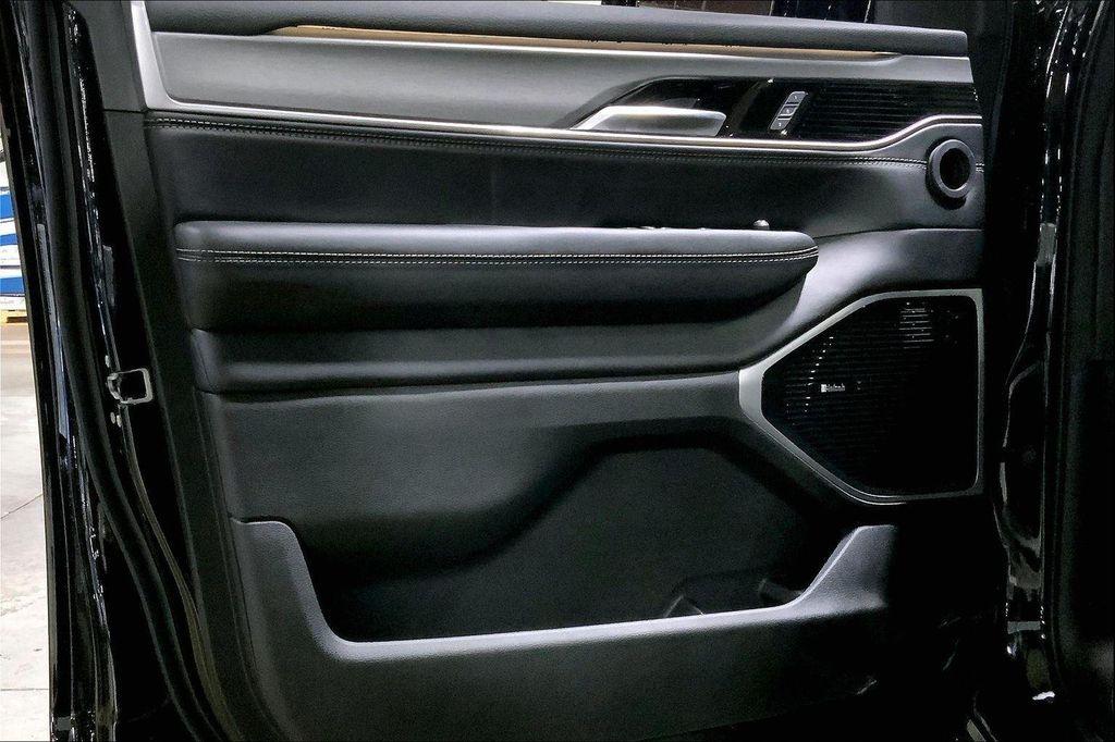 new 2025 Jeep Wagoneer L car, priced at $73,331