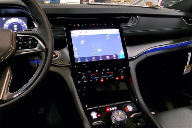 new 2025 Jeep Grand Cherokee car, priced at $60,858