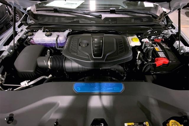 new 2025 Jeep Grand Wagoneer L car, priced at $108,891