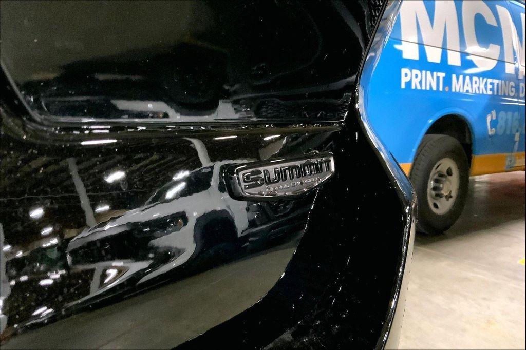 new 2025 Jeep Grand Cherokee L car, priced at $63,579