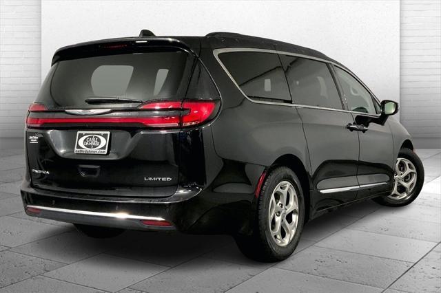 used 2023 Chrysler Pacifica car, priced at $30,900