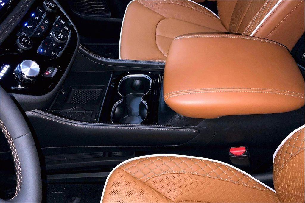 new 2026 Chrysler Pacifica car, priced at $52,060