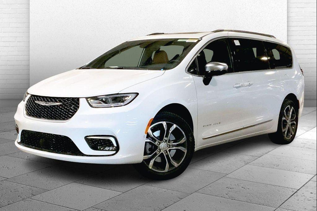 new 2026 Chrysler Pacifica car, priced at $52,060