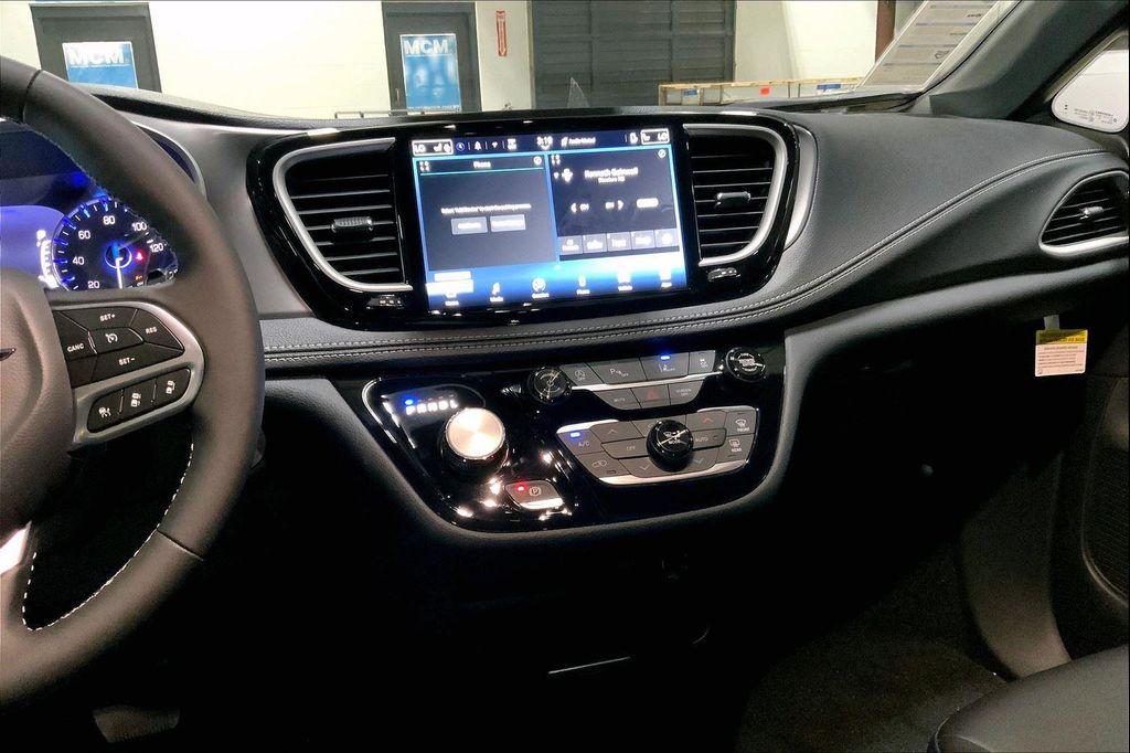 new 2026 Chrysler Pacifica car, priced at $42,415