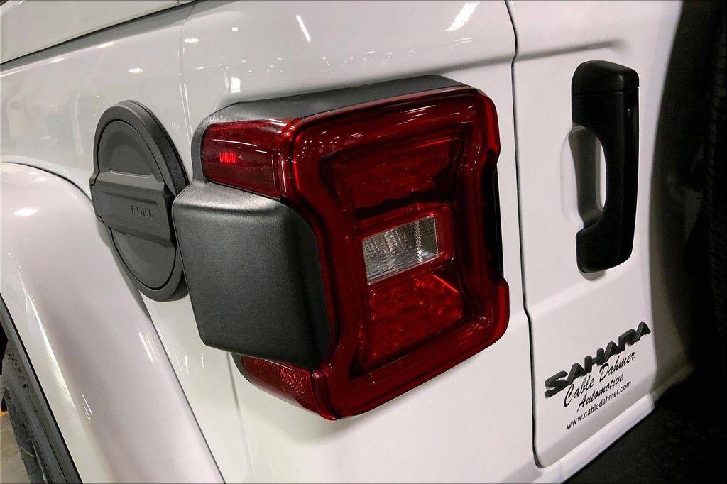 new 2025 Jeep Wrangler car, priced at $46,462