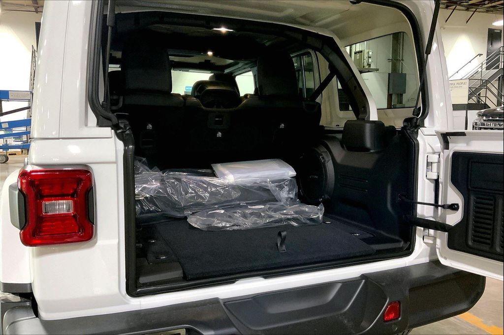 new 2025 Jeep Wrangler car, priced at $46,462