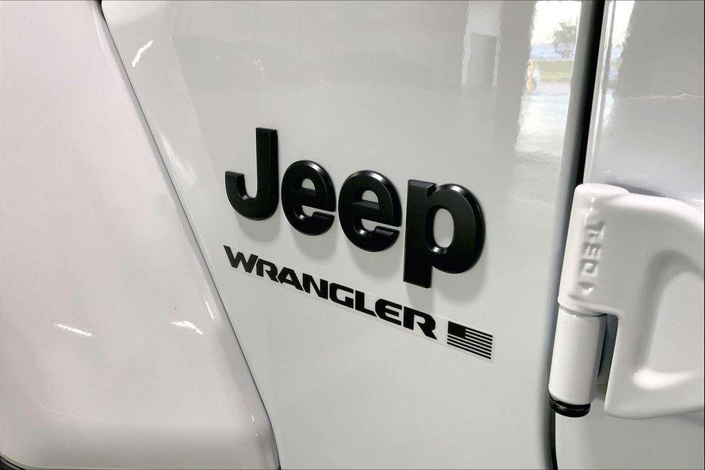 new 2025 Jeep Wrangler car, priced at $46,462