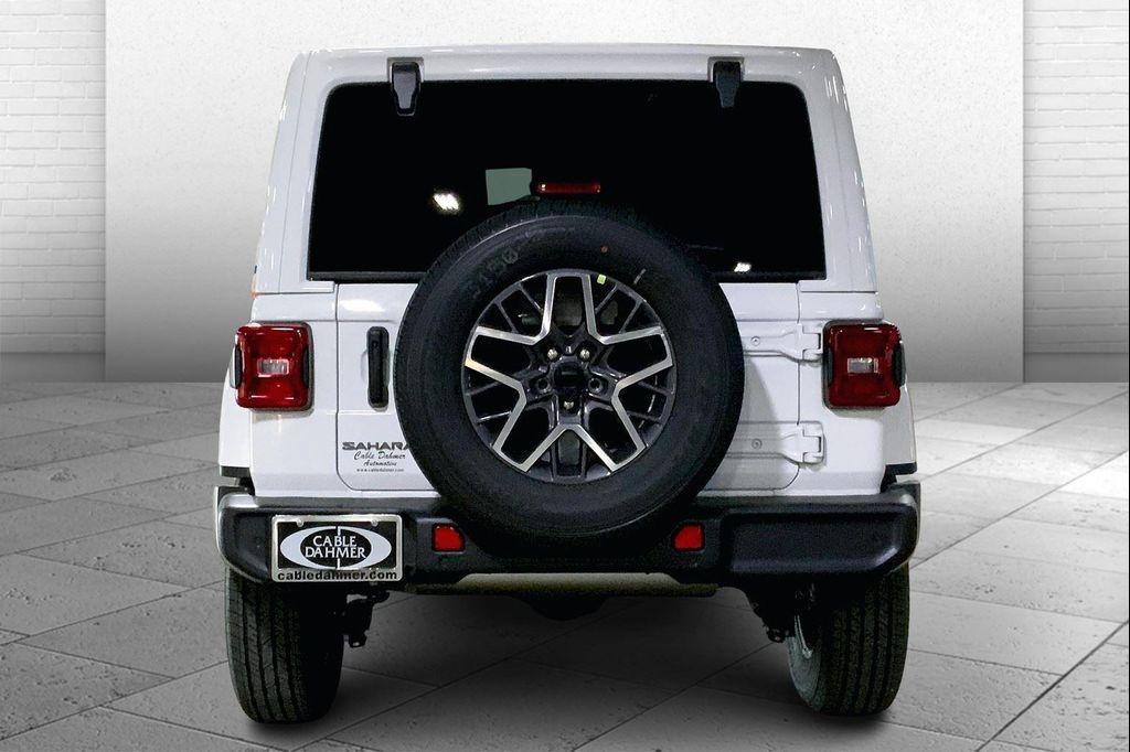 new 2025 Jeep Wrangler car, priced at $46,462