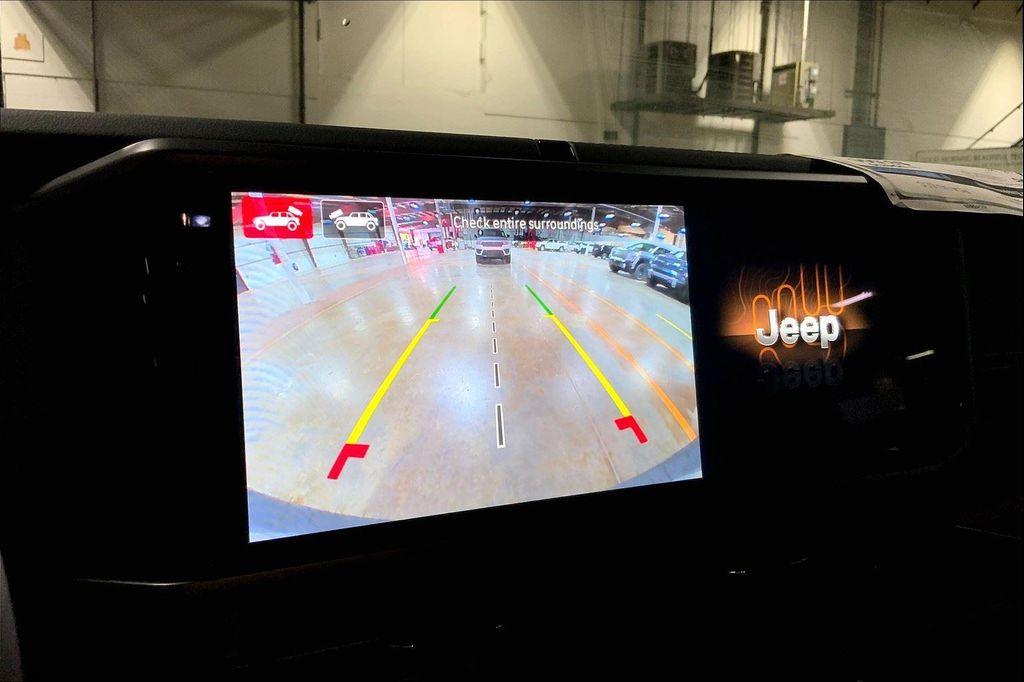 new 2025 Jeep Wrangler car, priced at $46,462