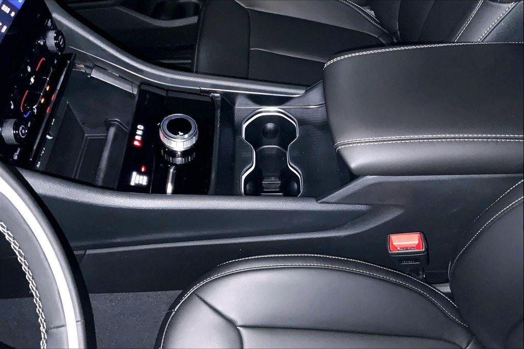 new 2025 Jeep Grand Cherokee car, priced at $43,574