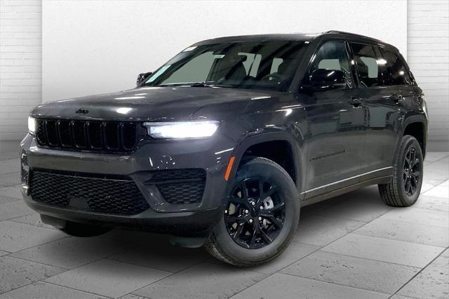 new 2025 Jeep Grand Cherokee car, priced at $38,916