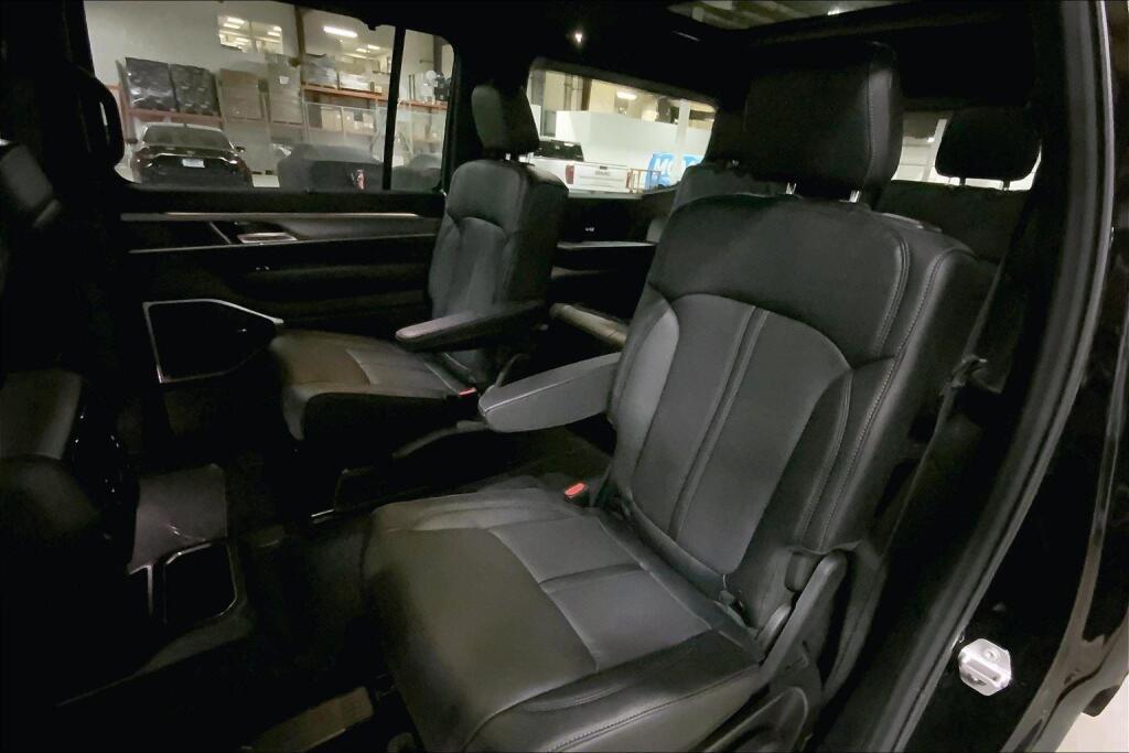 new 2025 Jeep Wagoneer car, priced at $77,524