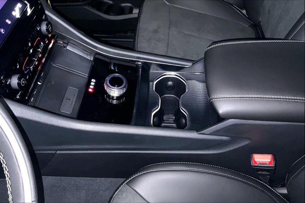 new 2025 Jeep Grand Cherokee car, priced at $44,251