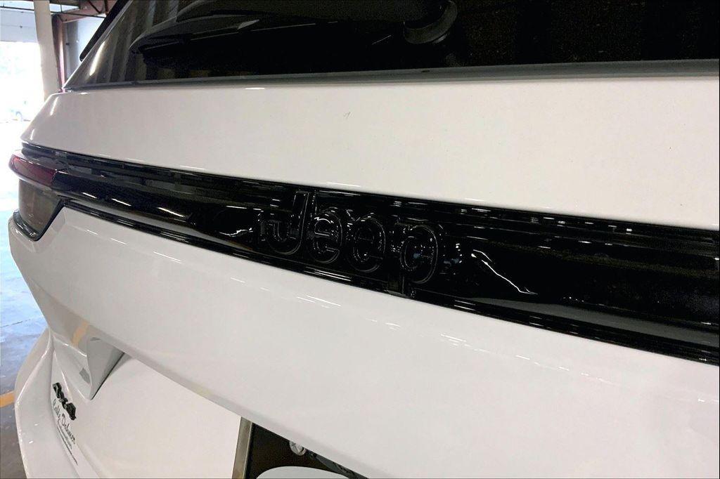 new 2025 Jeep Grand Cherokee car, priced at $45,411